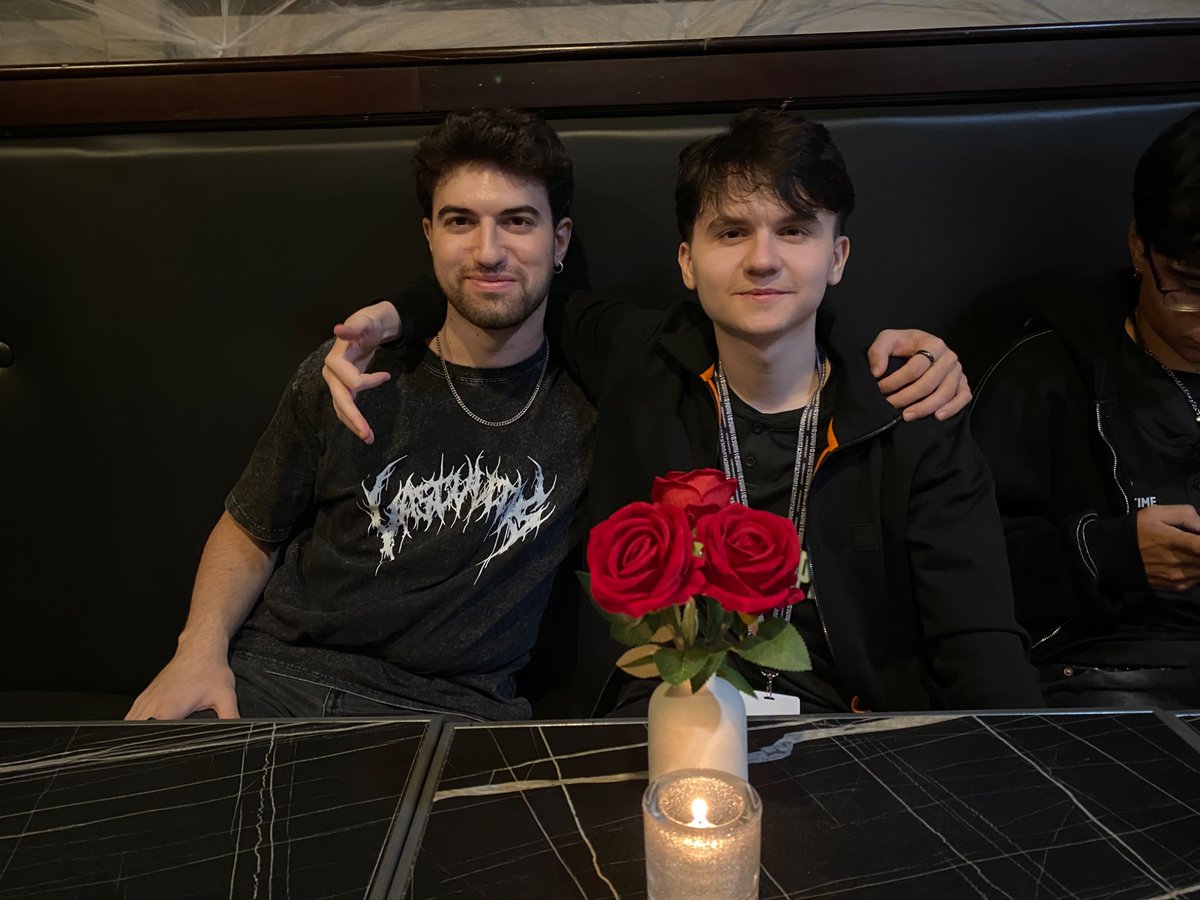 Evan (@evan_caw) on Twitter photo 