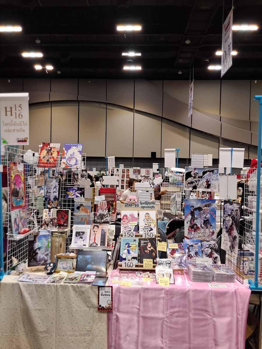 Zarkuga's tweet image. บูธ H15-16 พร้อมจำหน่ายสินค้าแล้วนะครับ

ไว้เจอกันนะครับ!

#CA10 #ComicAvenue10

#CA10_2days #CA10_SAT #CA10_SUN