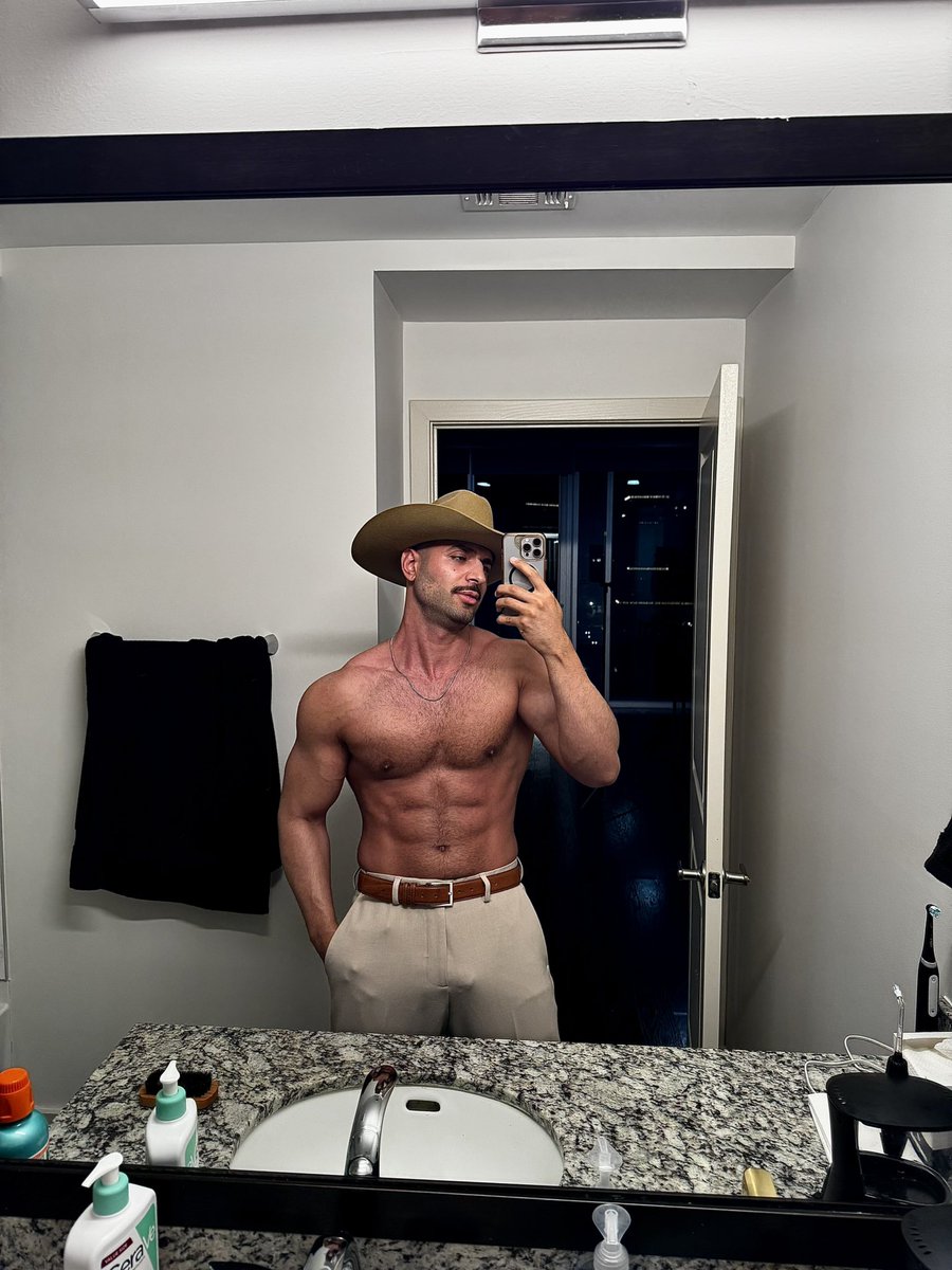 Razvan Ciocoi (@soyrazvan) on Twitter photo 