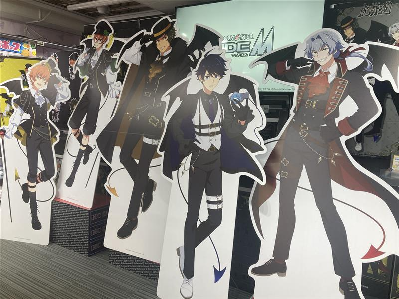 大好評開催中/ アイドルマスターSideM Gothic Vampire グッズフェアin