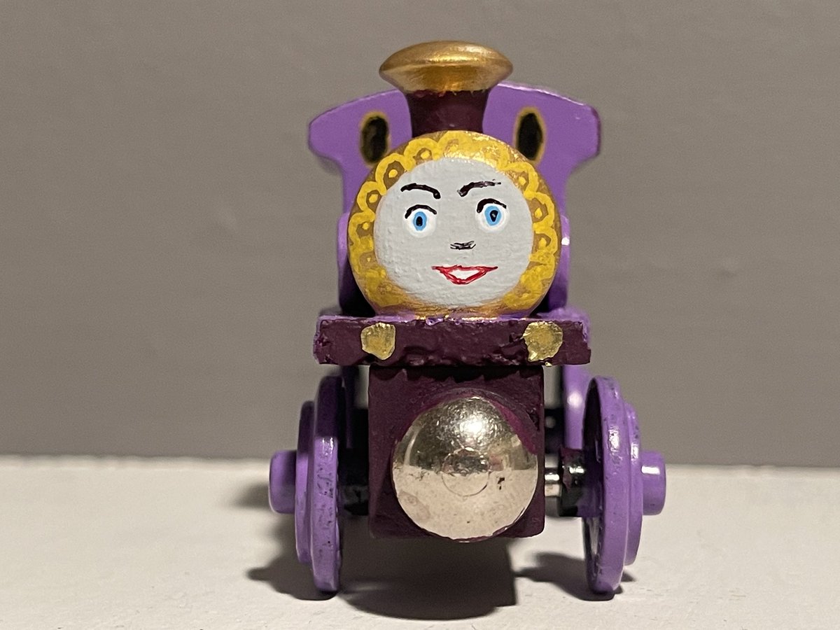 HTJTMattTTTE's tweet photo. I FINALLY got around to finishing this absolute QUEEN but here she is, my #HTJTCustoms of concept art Lady!
Now all I need is a cheap remake of the chase scene using these trains and I’ll be rich 😈 https://t.co/UOJt5jWSwL