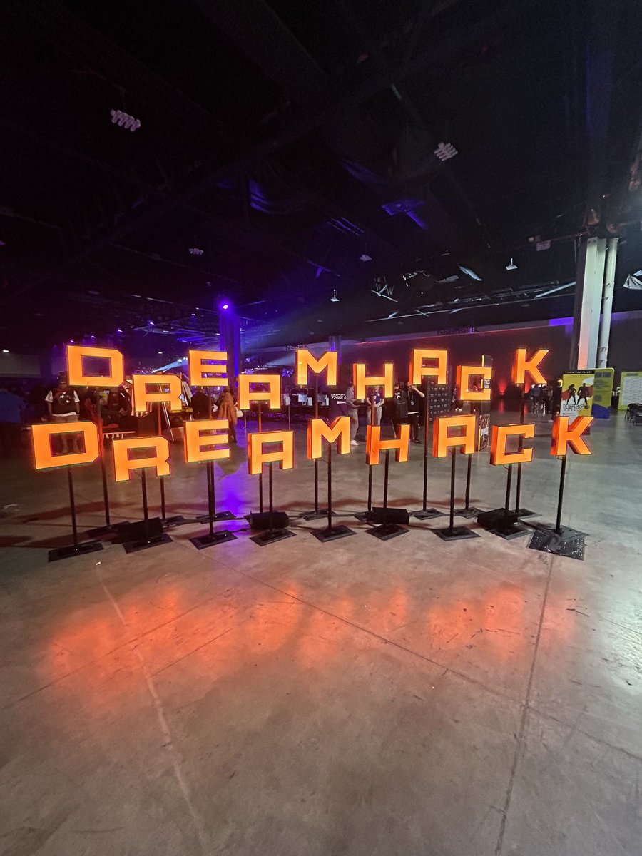 cailic8's tweet image. 