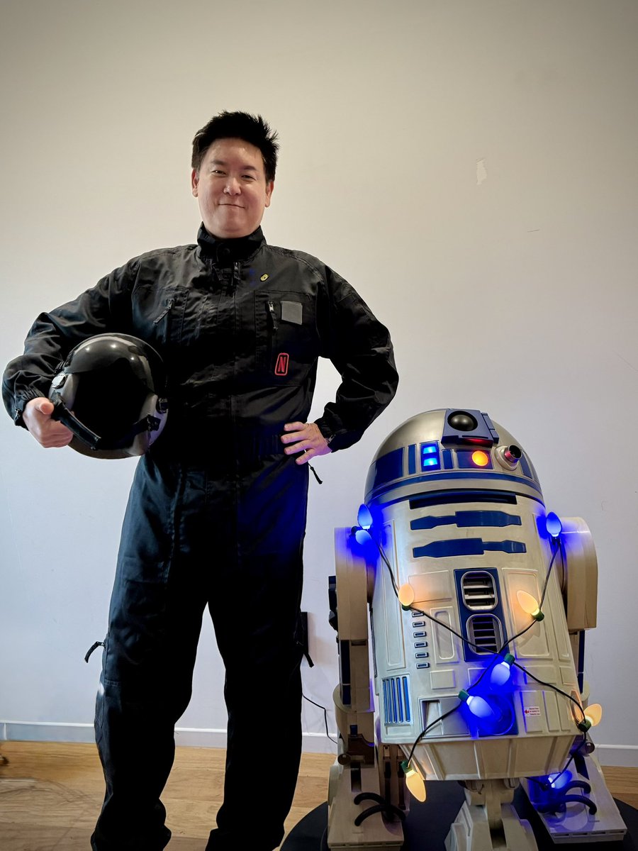 DennisHongRobot's tweet image. Ready to roll!
Halloween! 🎃