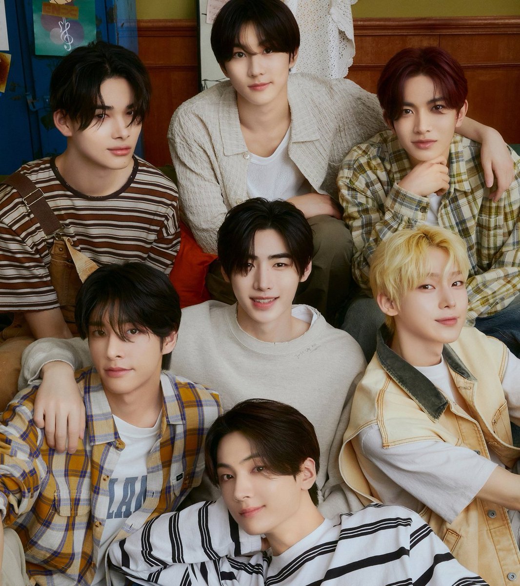 I vote for #enhypen on #2025MAMAVOTE