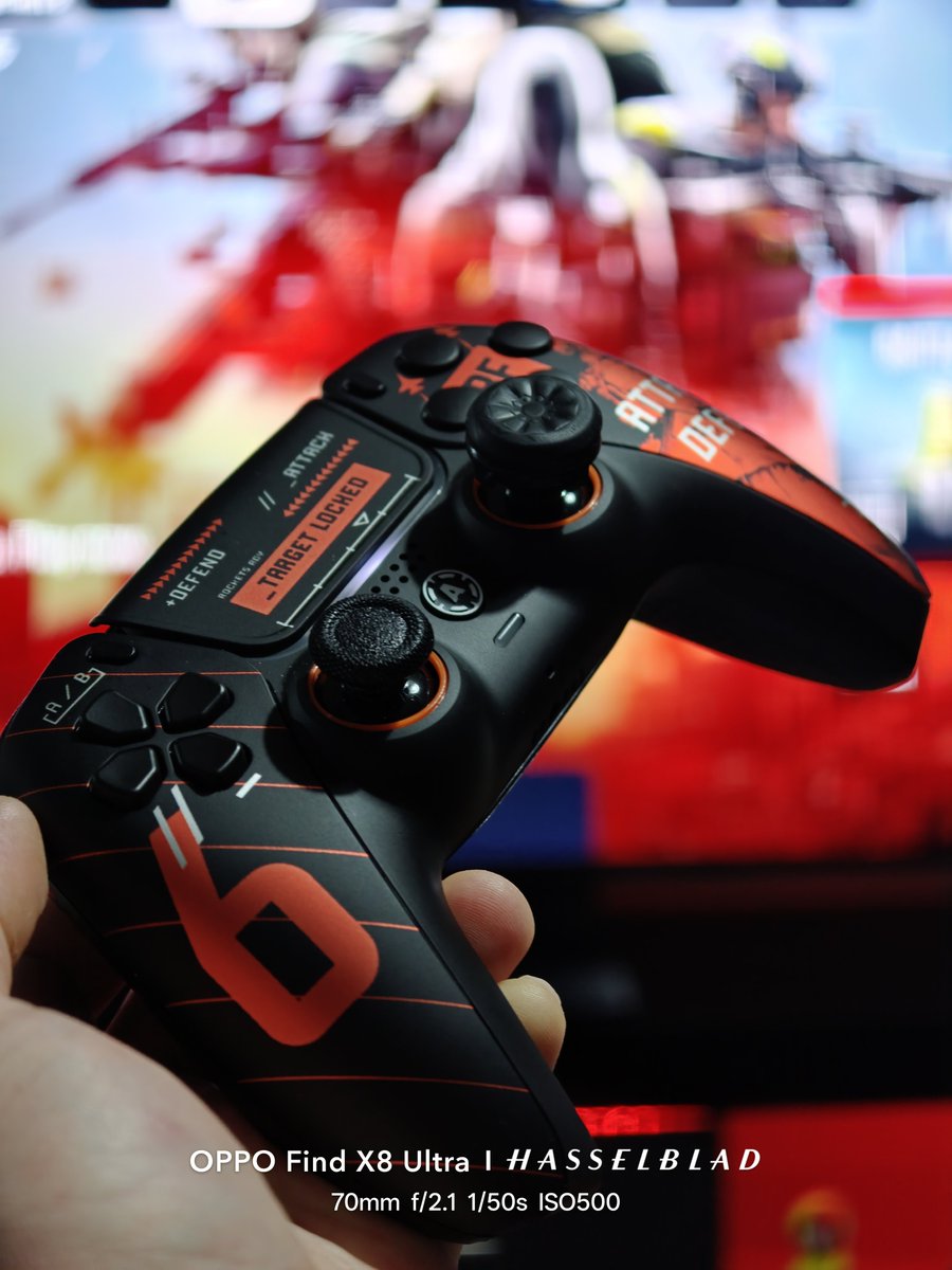 rick00357876097's tweet image. You want some cool controller shits to share ?😂😂😂