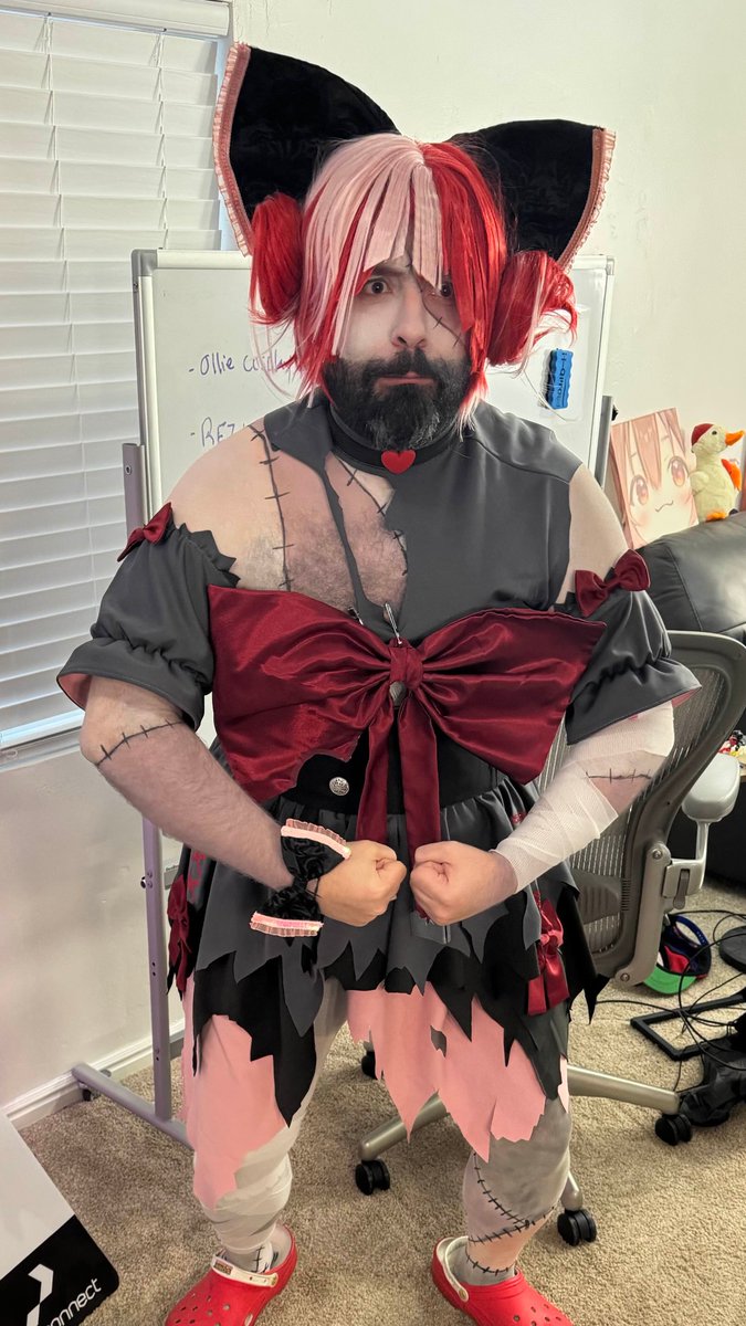 TheKoefficient's tweet image. I finally fulfilled my request from the Crazy Zombie Lady :)
Live 
twitch.tv/koefficient