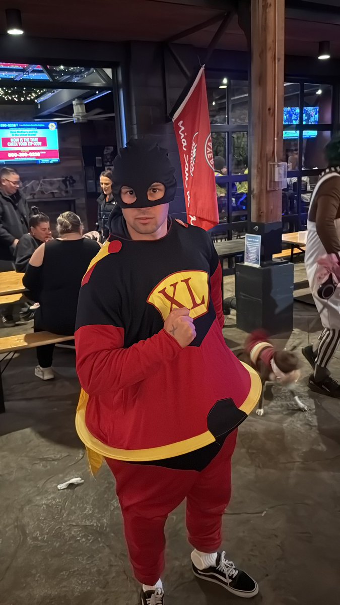 Tate_penn's tweet image. Lil XL - AKA Exel 

Big day fighting crime. Not time for a good time.