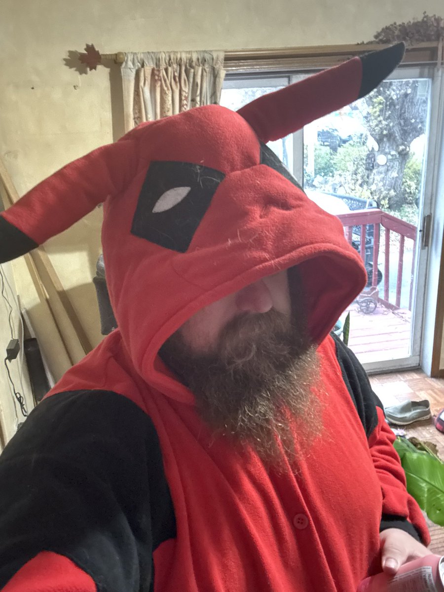 SourWoodChip's tweet photo. Happy Halloween 🎃 https://t.co/e7oPyQPxwj