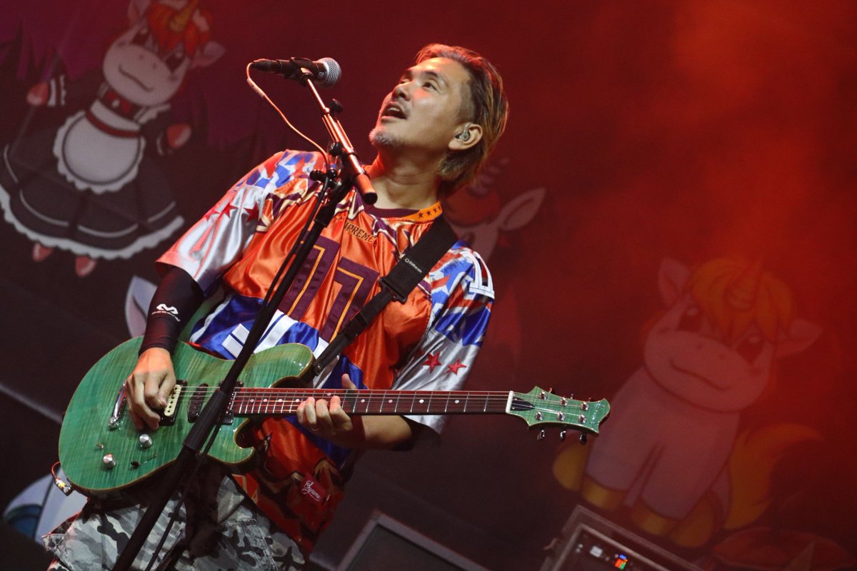 FLOW_official's tweet image. We performed at YuniCon in Vienna! 🇦🇹

Our very first live show in Austria 🎸✨

Thank you to the amazing audience!🔥We can’t wait to come back to Austria again!😎

#FLOW #FLOW_JAPAN #Austria #Vienna