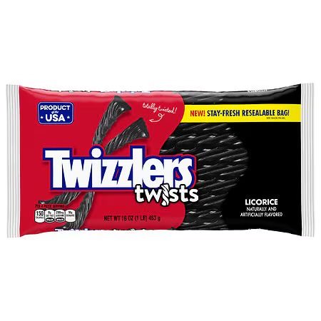 _naaaix0's tweet photo. @DoorDash Black licorice. How dare they give me this 🥹 I’m still traumatized. Twizzlers should be ashamed of themselves! https://t.co/DqKR5NxFJd