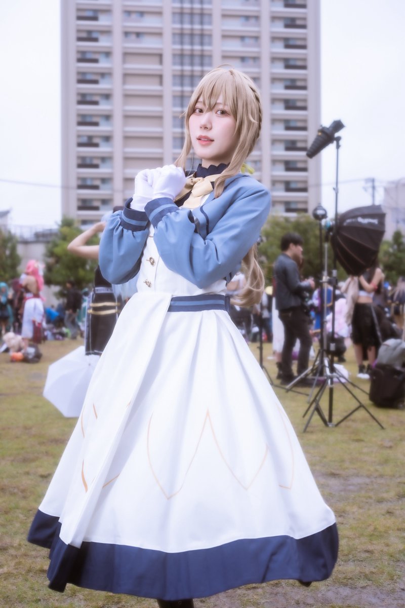 りぃりぃか🍎5/4春例大祭け06b霊夢 tweet media