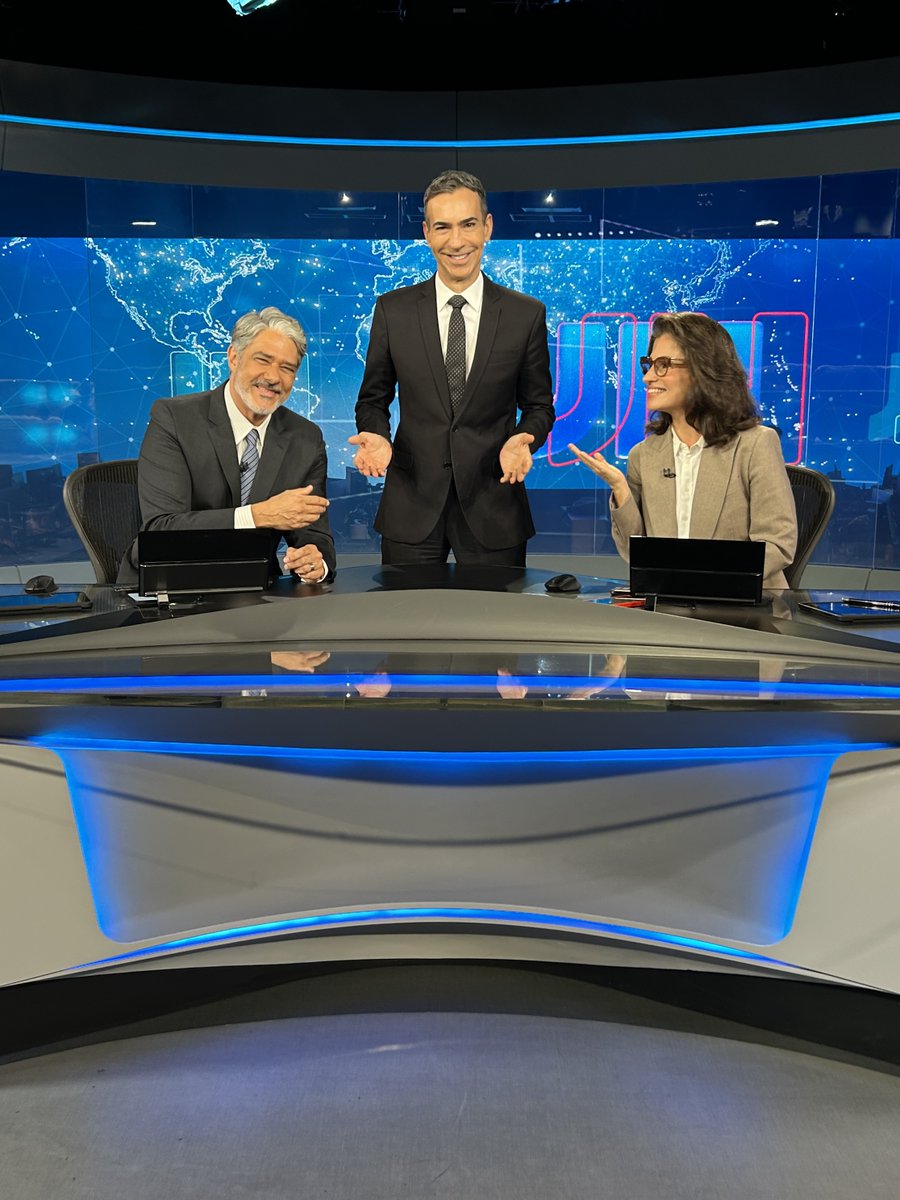 jornalnacional's tweet image. 📸 O #JN está no ar #BoaNoiteJN