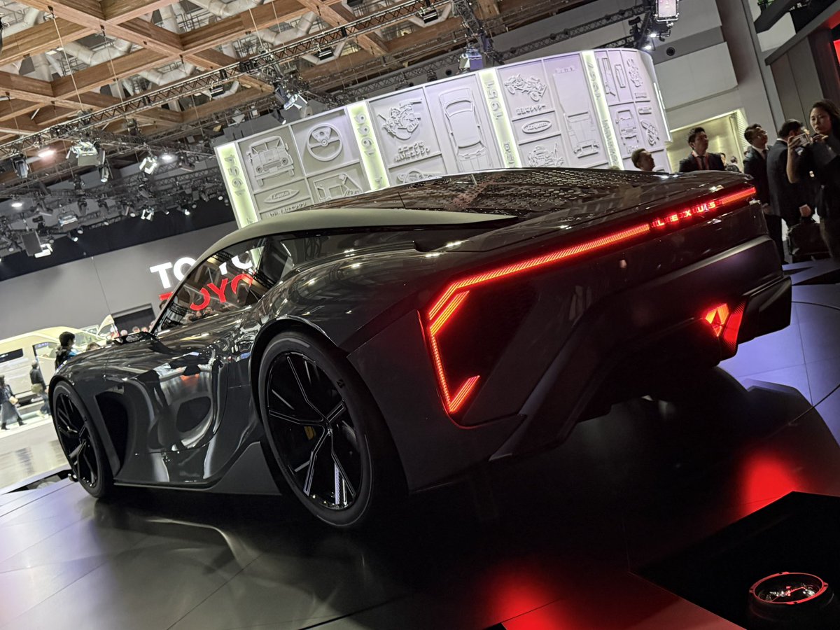 一目で見る人を魅了するKPMのグレービーボート 一目で見る人を魅了するKPMのグレービーボート 一目で見る人を