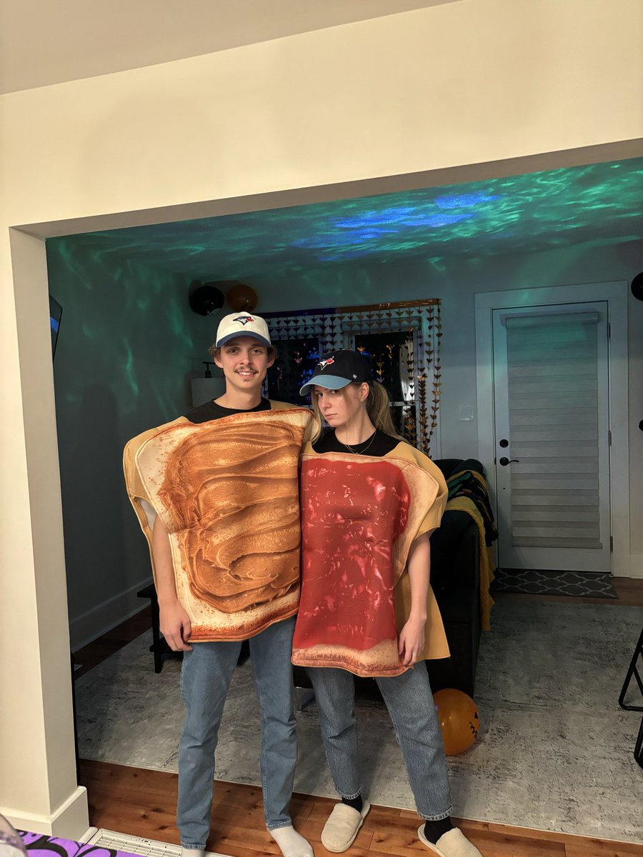 freedoyle's tweet photo. J&amp;PB #BrandNew @BlueJays @Gate14Pod https://t.co/Ljurz7yQZL