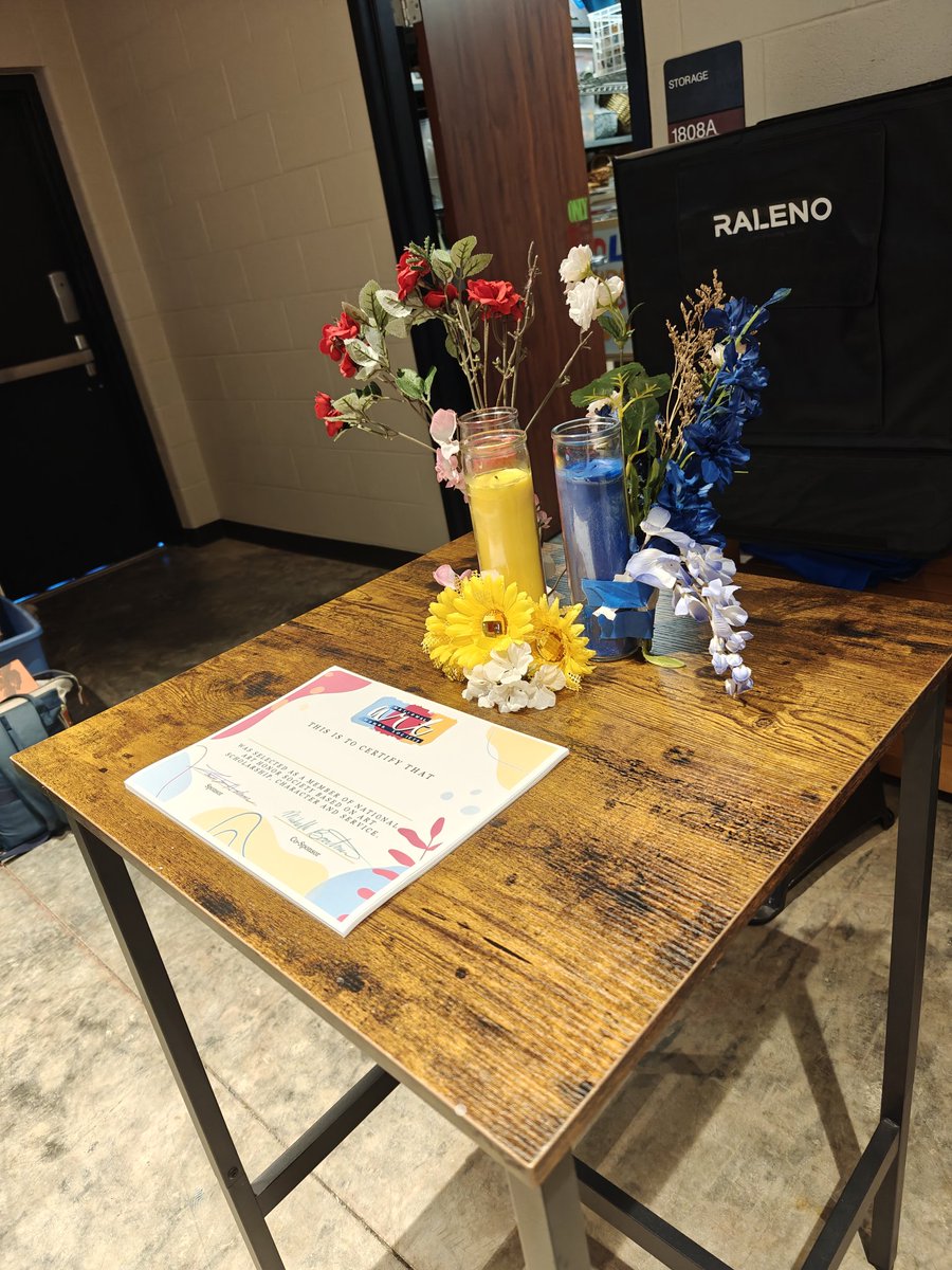 tmhsnahs tweet media