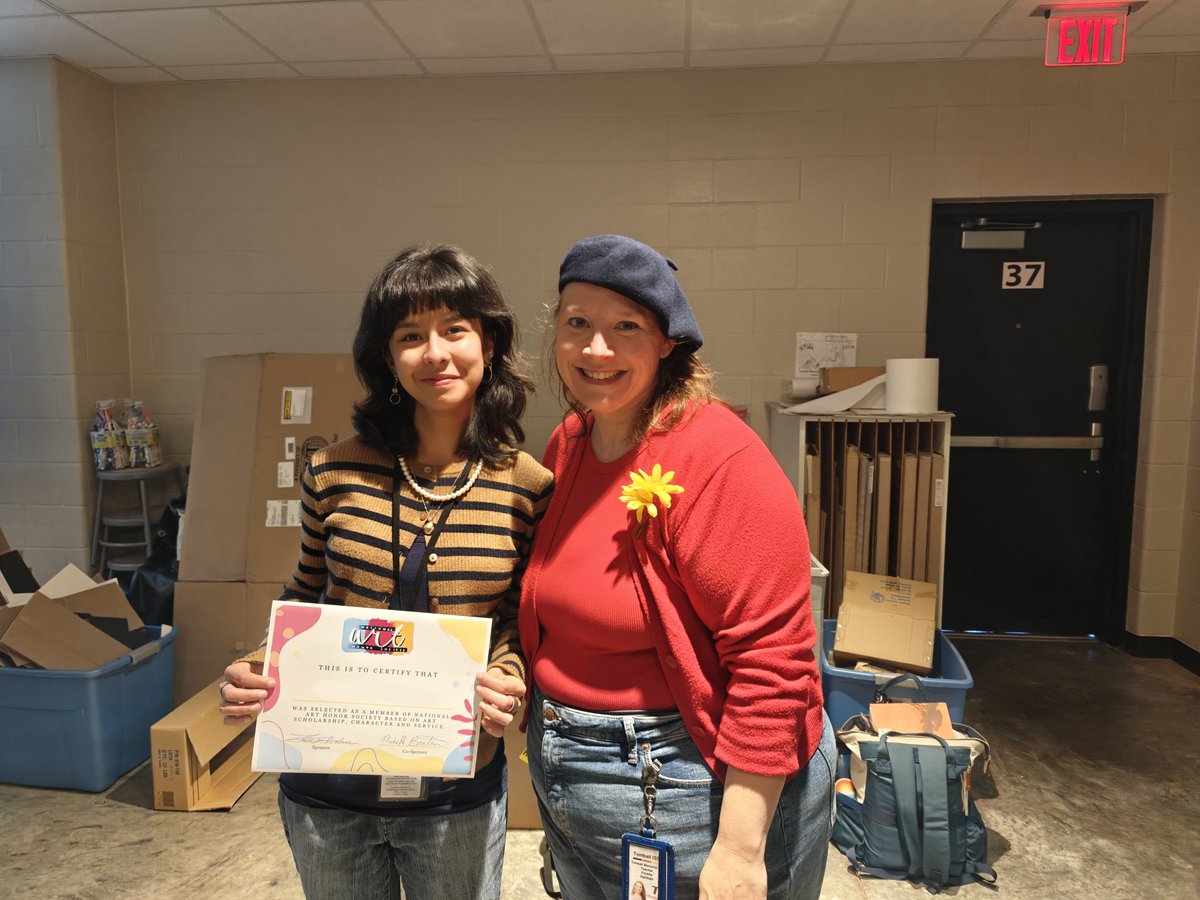 tmhsnahs tweet media