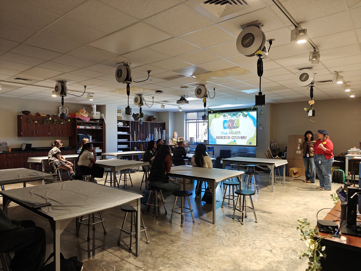 tmhsnahs tweet media