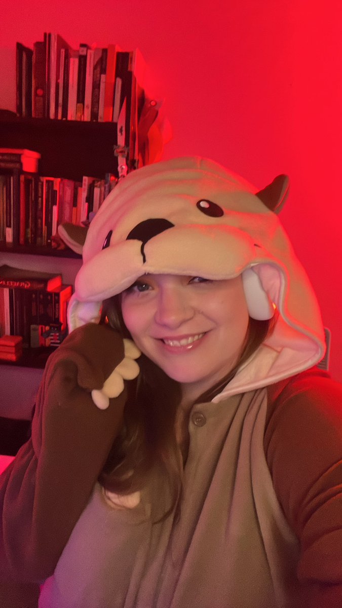 breabanshee's tweet photo. Live on Twitch - join me for Halloween drinks! https://t.co/yLcyZLAz9o