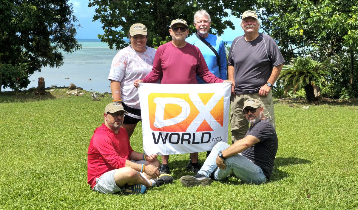 DX World.net tweet media