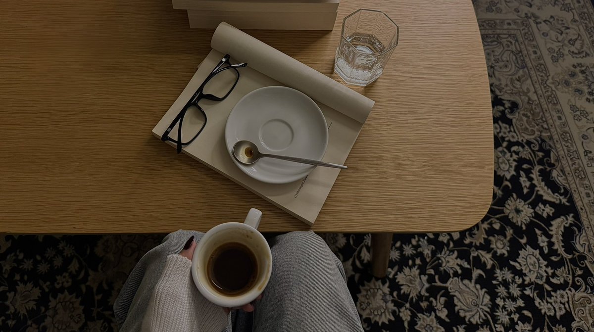 vpllu1's tweet image. A night of chaotic feeling