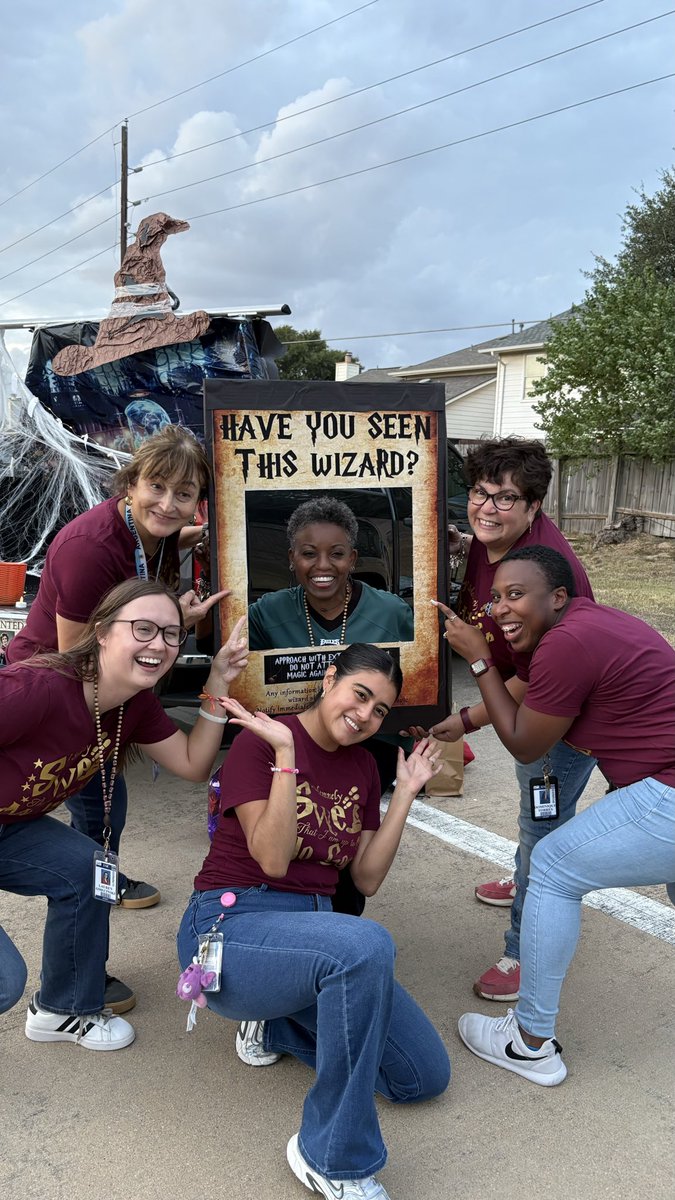 ebastias_'s tweet photo. Happy Principal Month Ms. Langley @USEStallions https://t.co/Myf7FpFO58