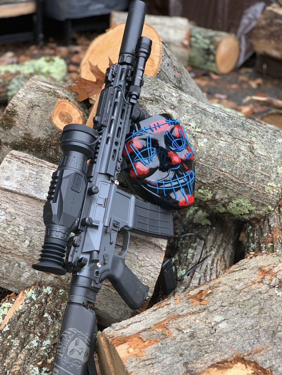 DRFTraining's tweet image. The old school @sightmark Wraith NV still keeping the ghosts and goblins at bay #sightmark #sightmarkwraith