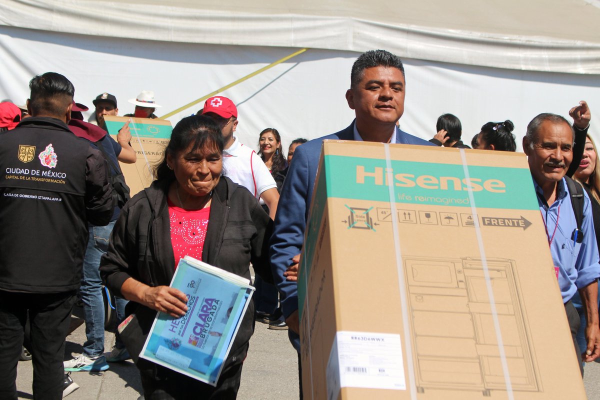 casagobizpb's tweet image. AYUDA HUMANITARIA🥰
Donación de refrigeradores a personas afectadas por las inundaciones del 27 de septiembre.
@ClaraBrugadaM @angelsanchezco @tomaspliegoc @_AraceliDamian @CruzRoja_MX  
#SEBIEN #SAPCI #CapitalDeLaTransformación 
📌Punto de entrega: Utopía Meyehualco