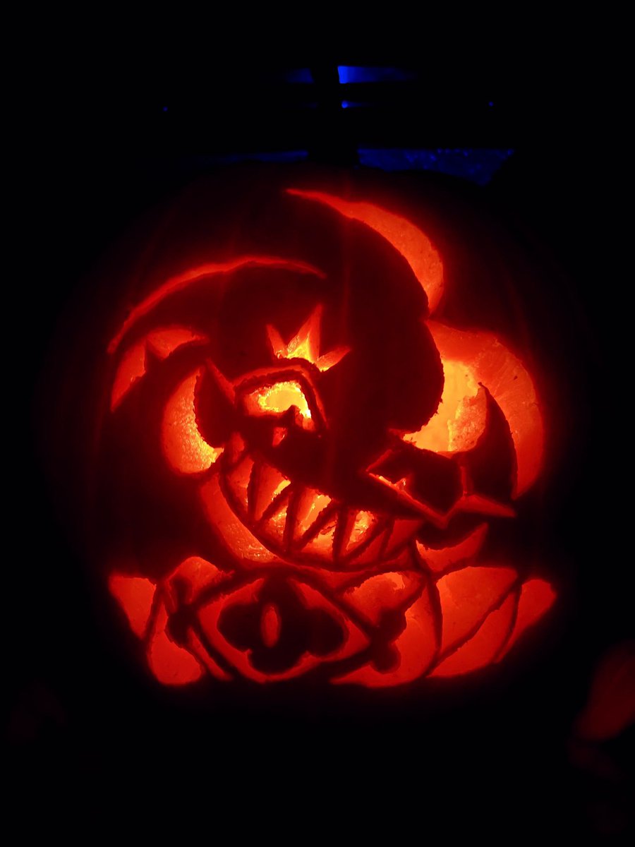 ibblescribbles's tweet image. Happy Halloween! smilk pumpkin be upon ye 🎃 
#cookierunfanart #shadowmilkcookie