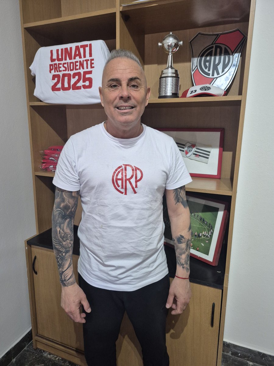 #PabloLunati, candidato a presidente por Ficha Limpia en River: "Somos la única lista que le va a devolver al socio la identidad y la participación. El club es de los socios y los socios son lo más preciado que tiene River. El oficialismo destrató al socio".

<a href="/MigueBertolotto/">Miguel A. Bertolotto</a>