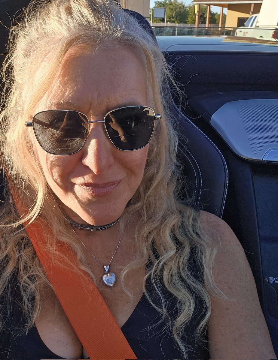 ThePaigeRandall's tweet photo. Happy Halloween from the orange car in AZ. https://t.co/BeZ0XLO3hy
