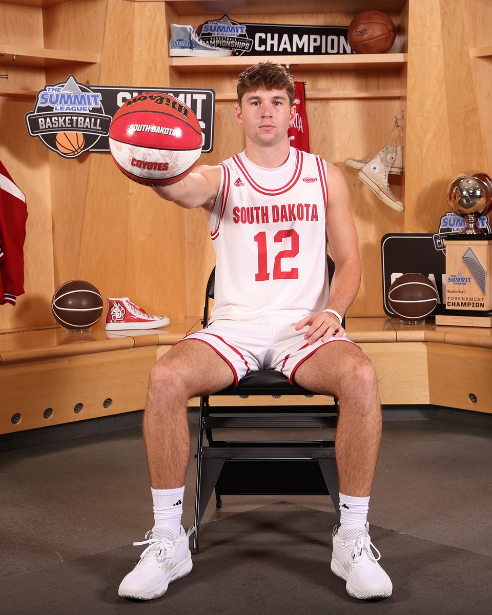 Back to business for the Yotes 😤🏀

#ReachTheSummit x #SummitMBB x #SummitWBB