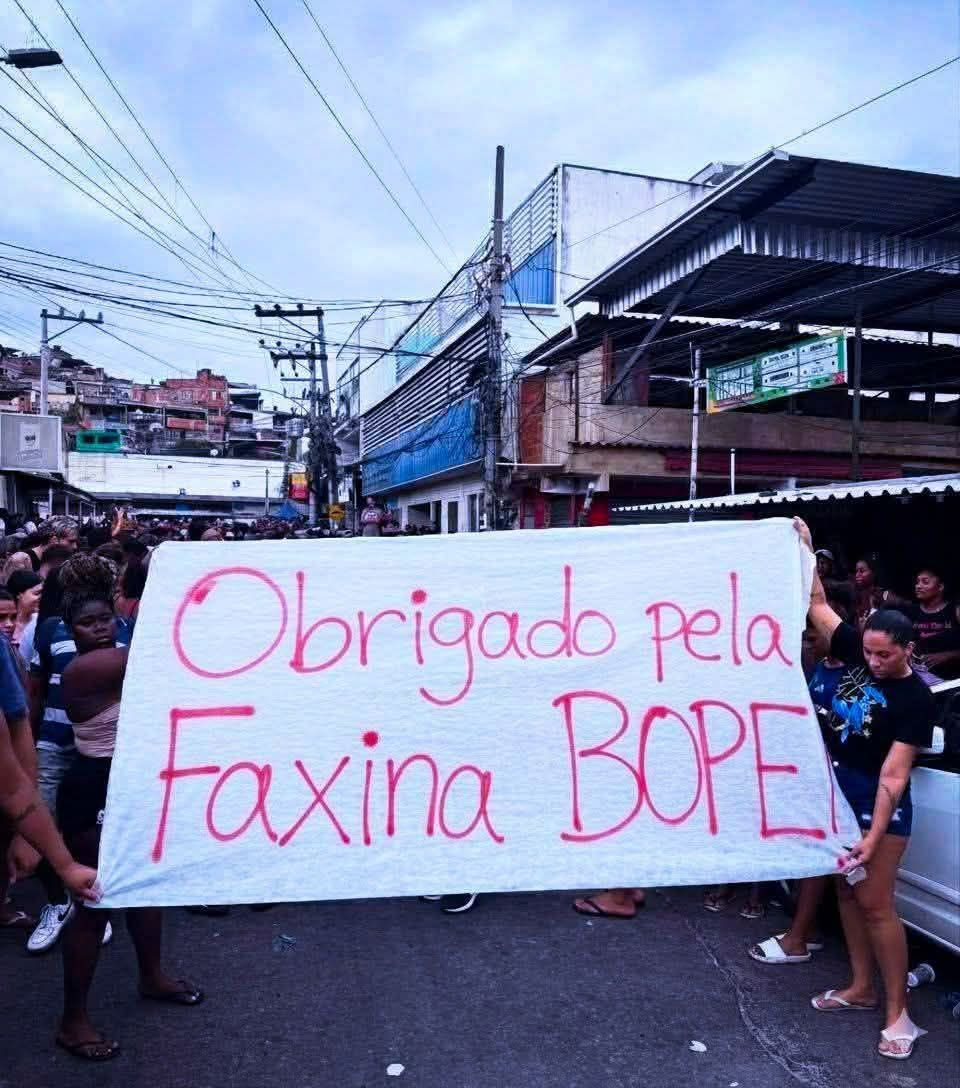 Foto tirada no RJ e enviada por whatsapp.