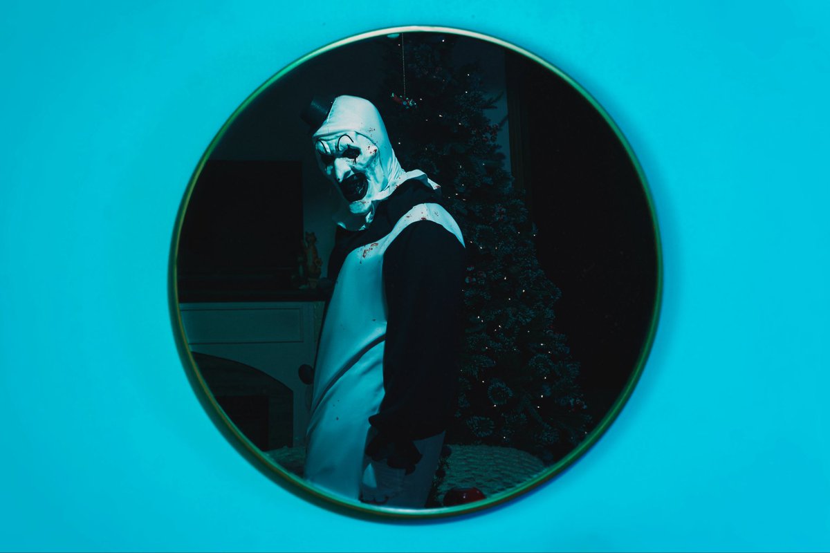 YourFinalBoss's tweet image. Happy Halloween! Here’s me as Art The Clown from Terrifier.
#Halloween #arttheclown #TERRIFIER