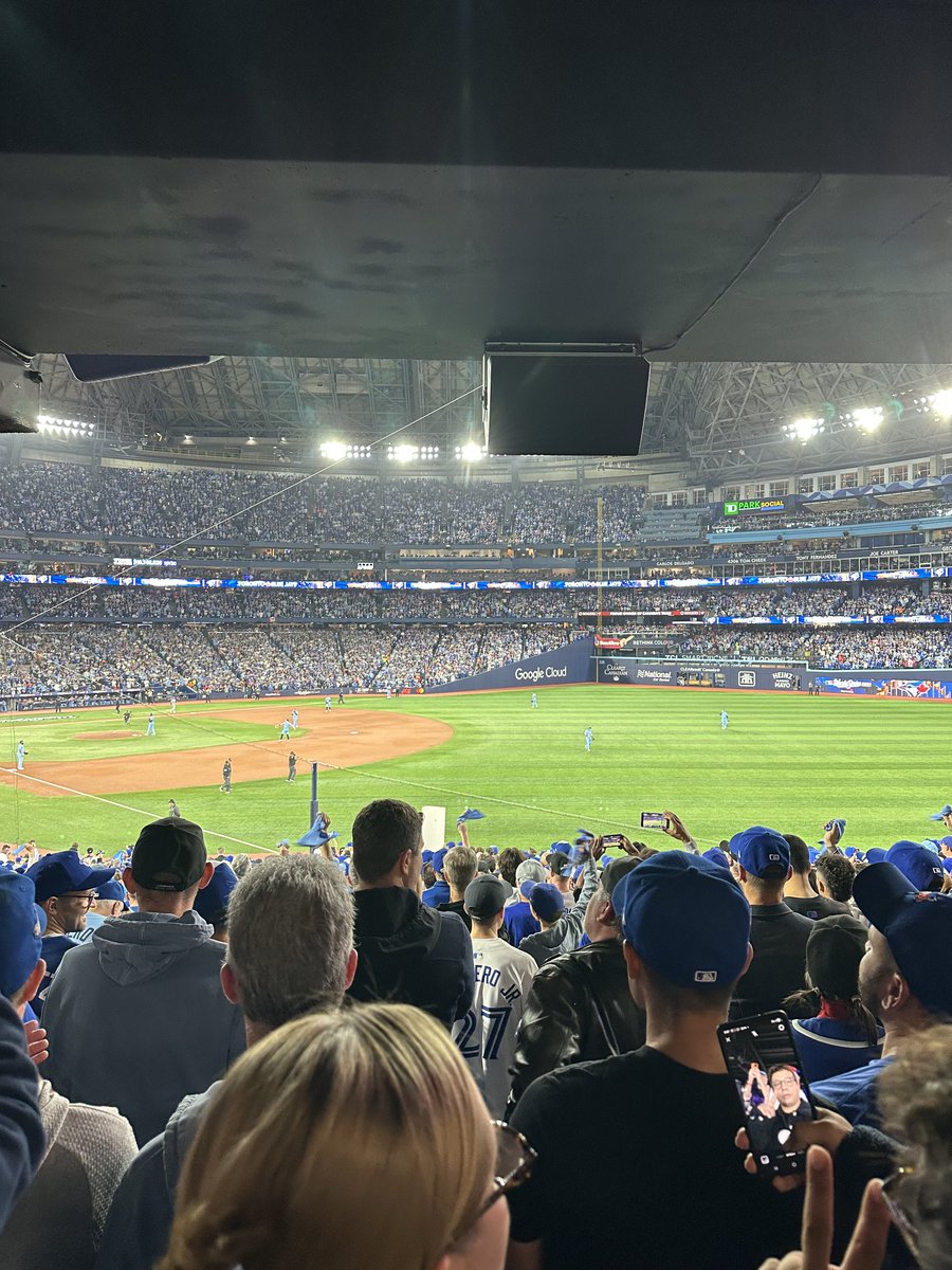 KennethJull's tweet image. Game 6 it is historic