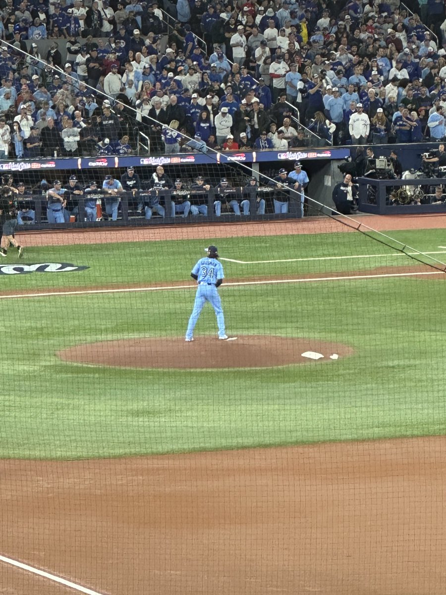 KennethJull's tweet image. Go Gausman