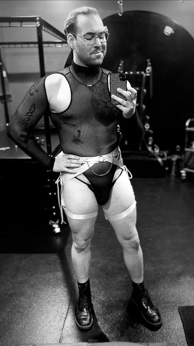 Saturday Selfie Selection
Monochrome edition
<a href="/Miss_Ayla_Reid/">Miss_Ayla_Reid</a>, <a href="/sayyestoMoore/">Miss Cece Moore 🌙</a>, <a href="/MissMarieThorne/">Marie Thorne</a>, <a href="/_Harper_Bizarre/">Miss Harper</a>, <a href="/EmiraCross/">Emira Cross</a>, @leo_lockwood