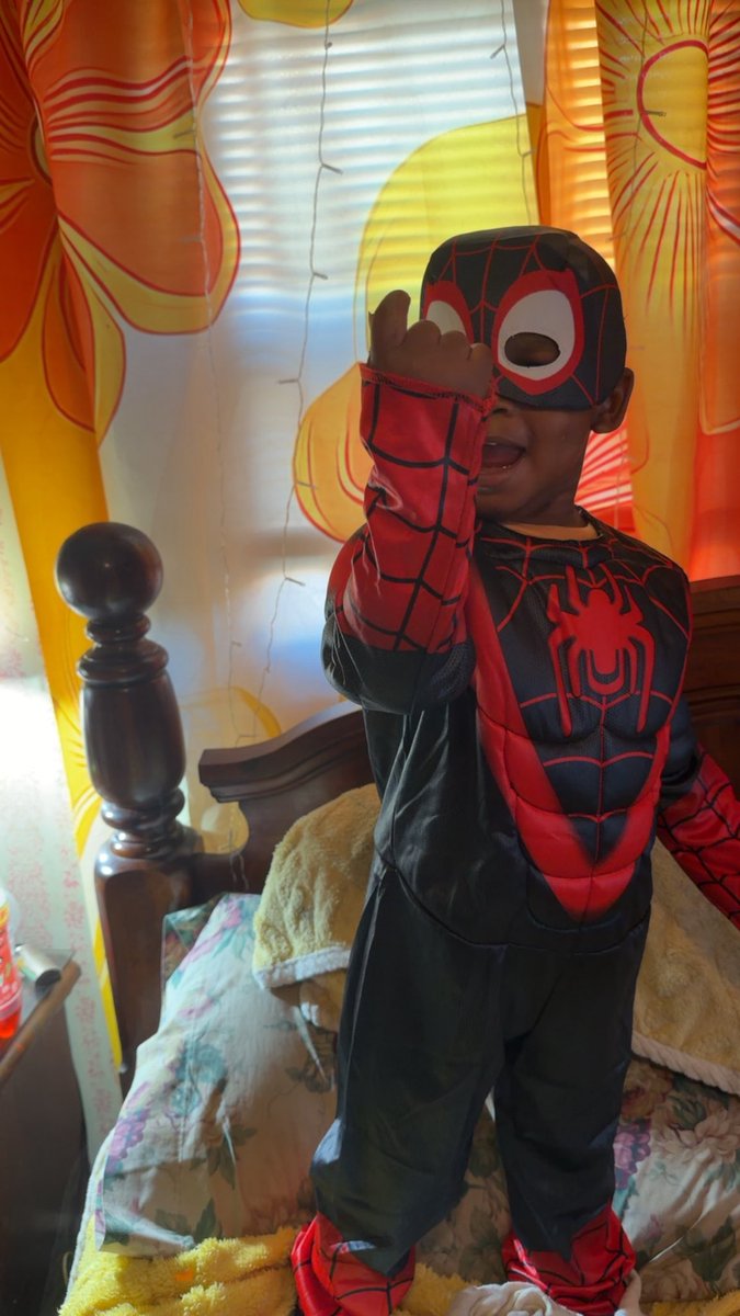 chyna_bayyyyyyy's tweet image. Happy Halloween from my one and only son 😘😘 my Myles morales aka spin 🥰🥹😍😍 ##BoyMom #HappyHalloween2025 #SpideyandHisAmazingFriends