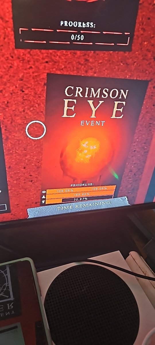 Jazzh581's tweet photo. @PlayPhasmo why is none of the maps blood moon after reset? It says event is still going on https://t.co/aLOd3oE3Xv