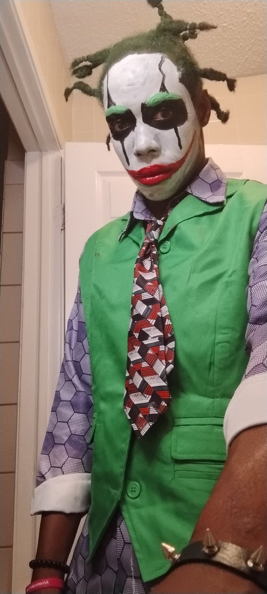 BugzySuprano's tweet image. Why so serious