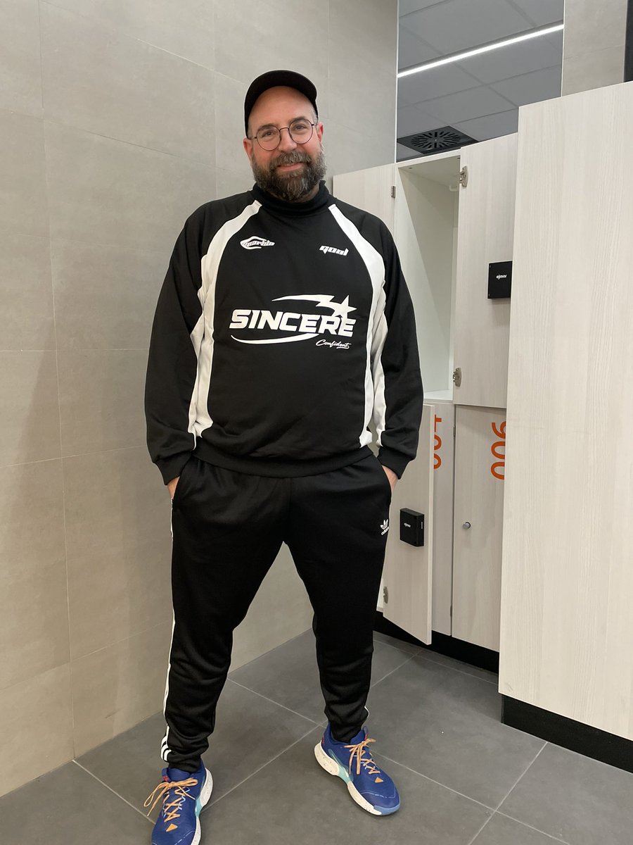 elputolatex's tweet image. 