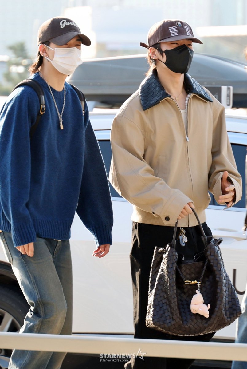 IN2128J's tweet image. 251101 정인이 출국 기사사진