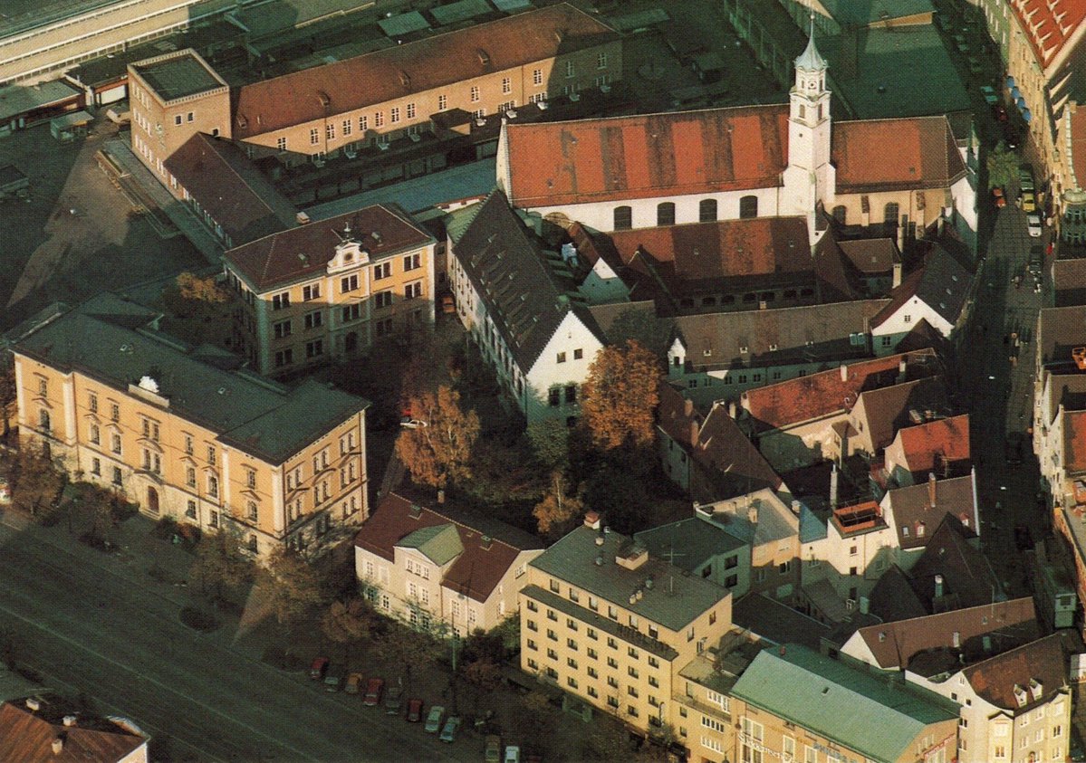 #ReformationDay
#Reformationstag 

When I lived in Augsburg, I had a chance to visit St. Anna-Kirche.  Postcard view.  I'll share a thread on what I saw.  /1 #LCMS #Lutheran