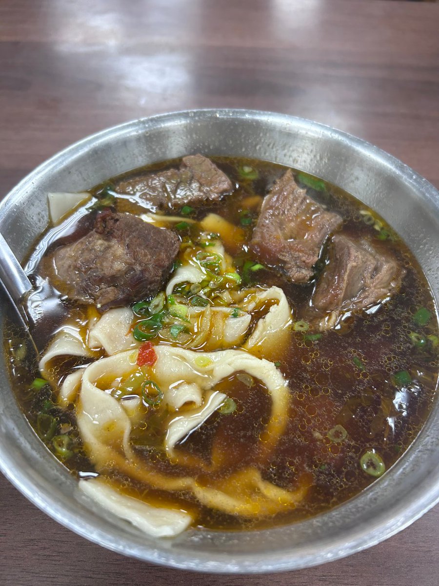 byejapp's tweet image. 西門町の隠れた美味しい牛肉麺|||遊びに出かけて偶然見つけたので、西門町をぶらぶらしている友達はぜひ試してみてください！