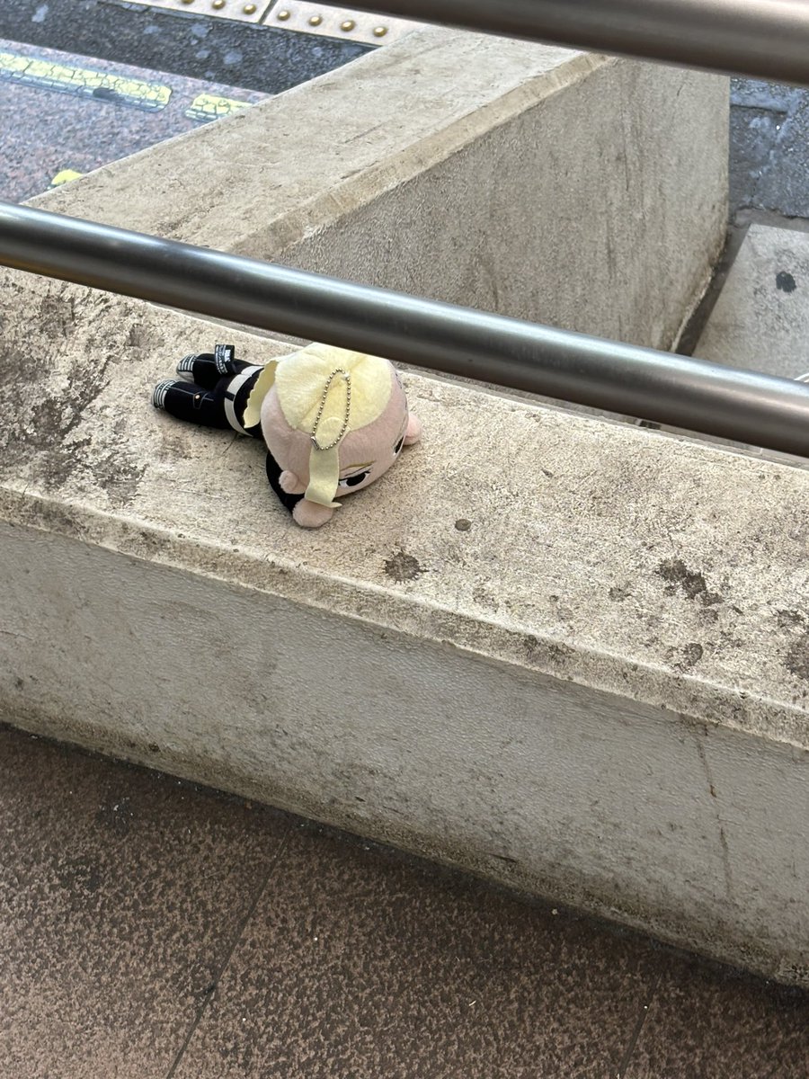 E8%A1%80%E3%81%AE%E3%83%8F%E3%83%AD%E3%82%A6%E3%82%A3%E3%83%B3