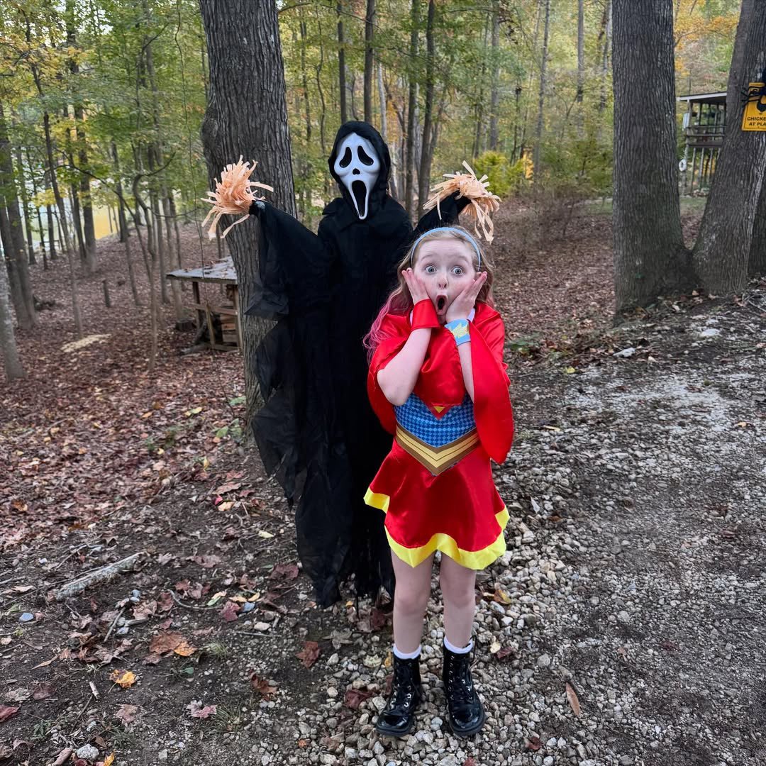 Kimberly Schlapman tweet media