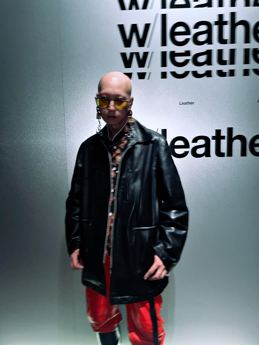 tananasho's tweet photo. 11月1��より開催されるw/leatherのreception partyにお邪魔して来ました。

渋谷PARCO 10F「PBOX」 で
11/1〜11/3まで開催してるので、是非レザーの魅力を体感しに行ってみてください！

#ウィズレザー #withleather #レザー #leather #ジャパンレザー #japanleather #渋谷パルコ #shibuyaparco #pr https://t.co/avk4ExFw3y