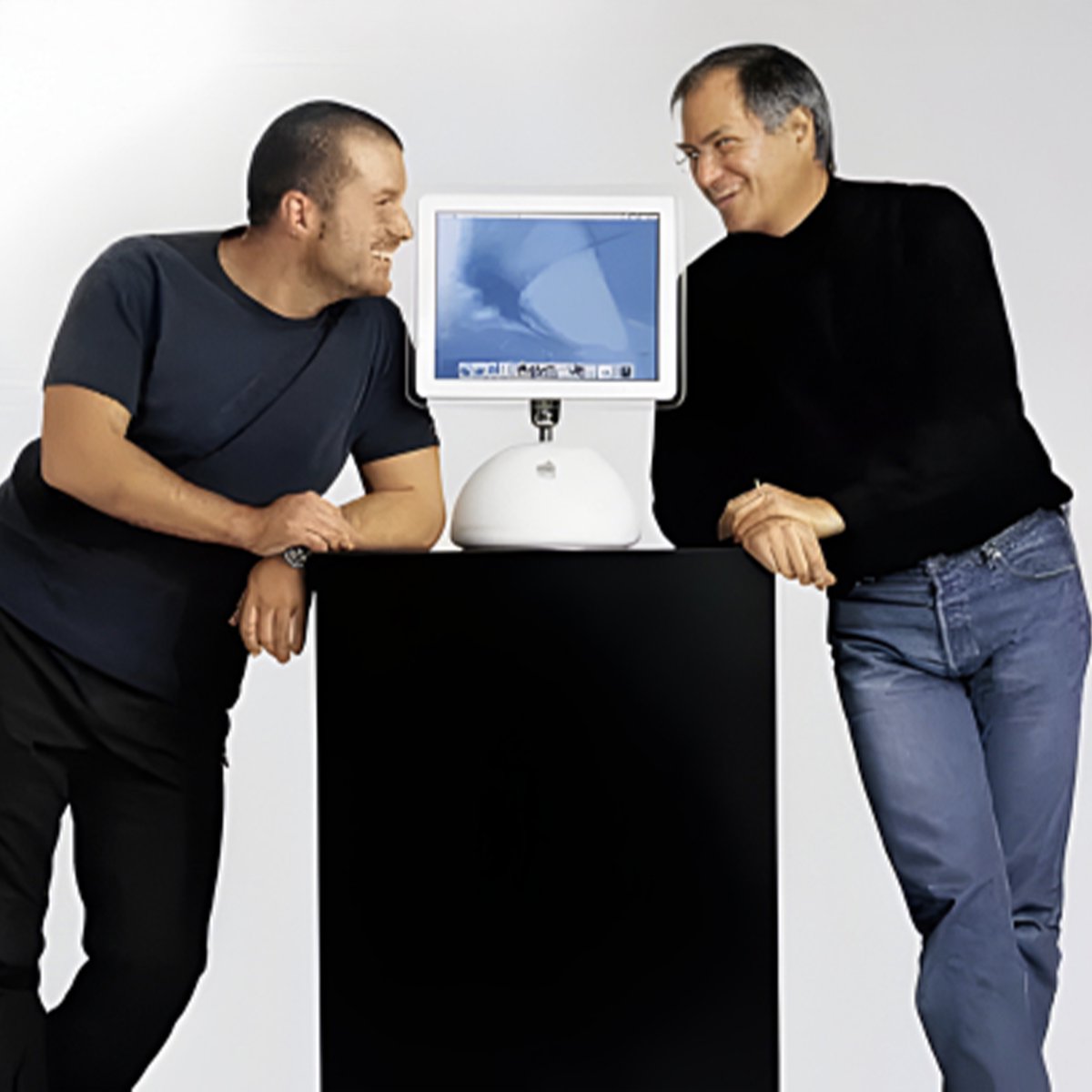 techsantos's tweet image. Feliz halloween 🎃