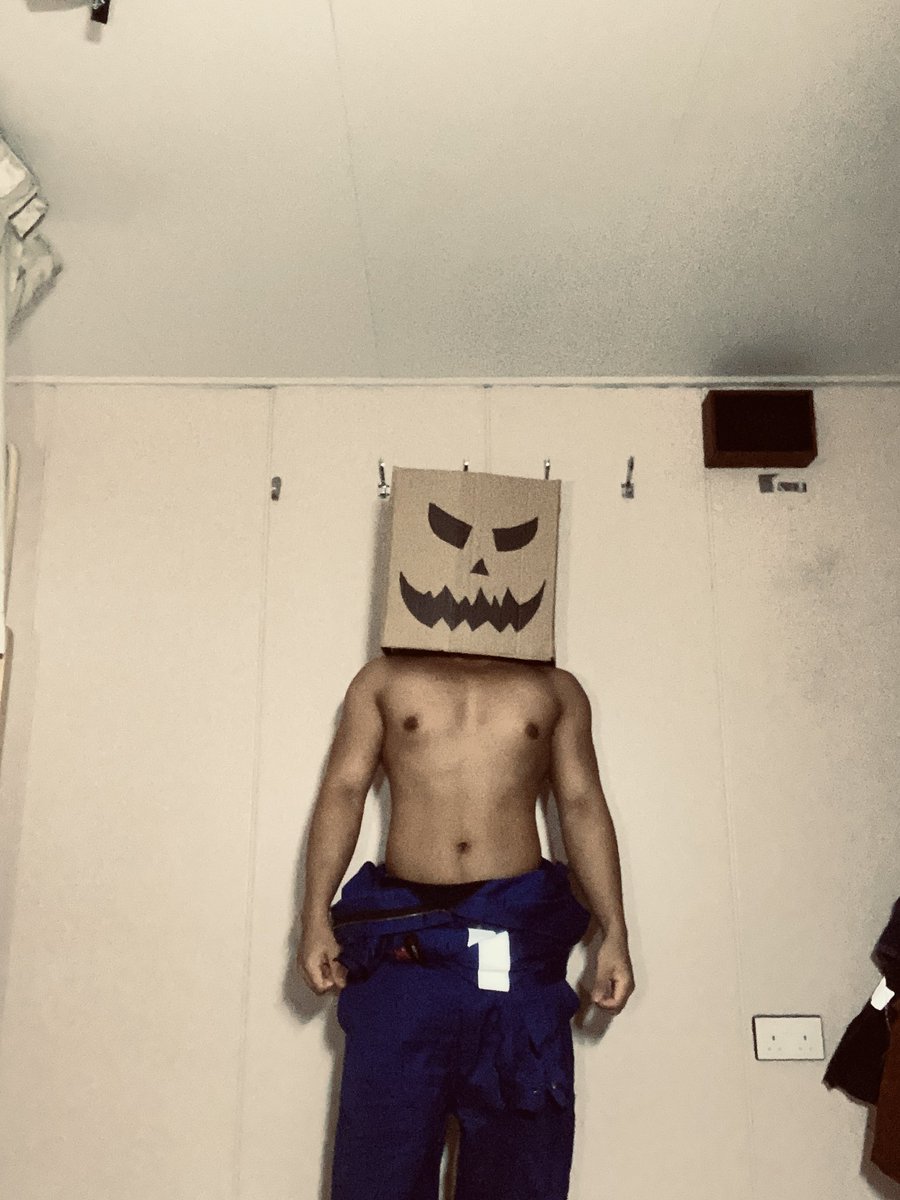 CalanzaJp's tweet photo. Run🎃 https://t.co/6oU0dUeUE7