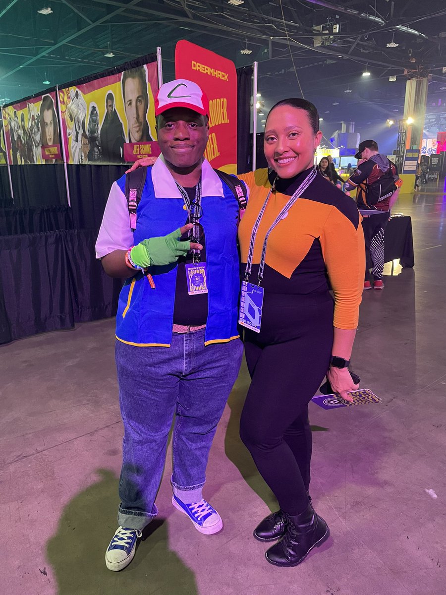 The Ash Connection. Three amazing people that I’m so glad to have met today!
<a href="/Ashlinaa/">ashlina 🎃🔜DH: ATL</a> <a href="/TheRealMeAshley/">Ashleythabest</a> <a href="/ashsaidhi/">AshSaidHi</a>