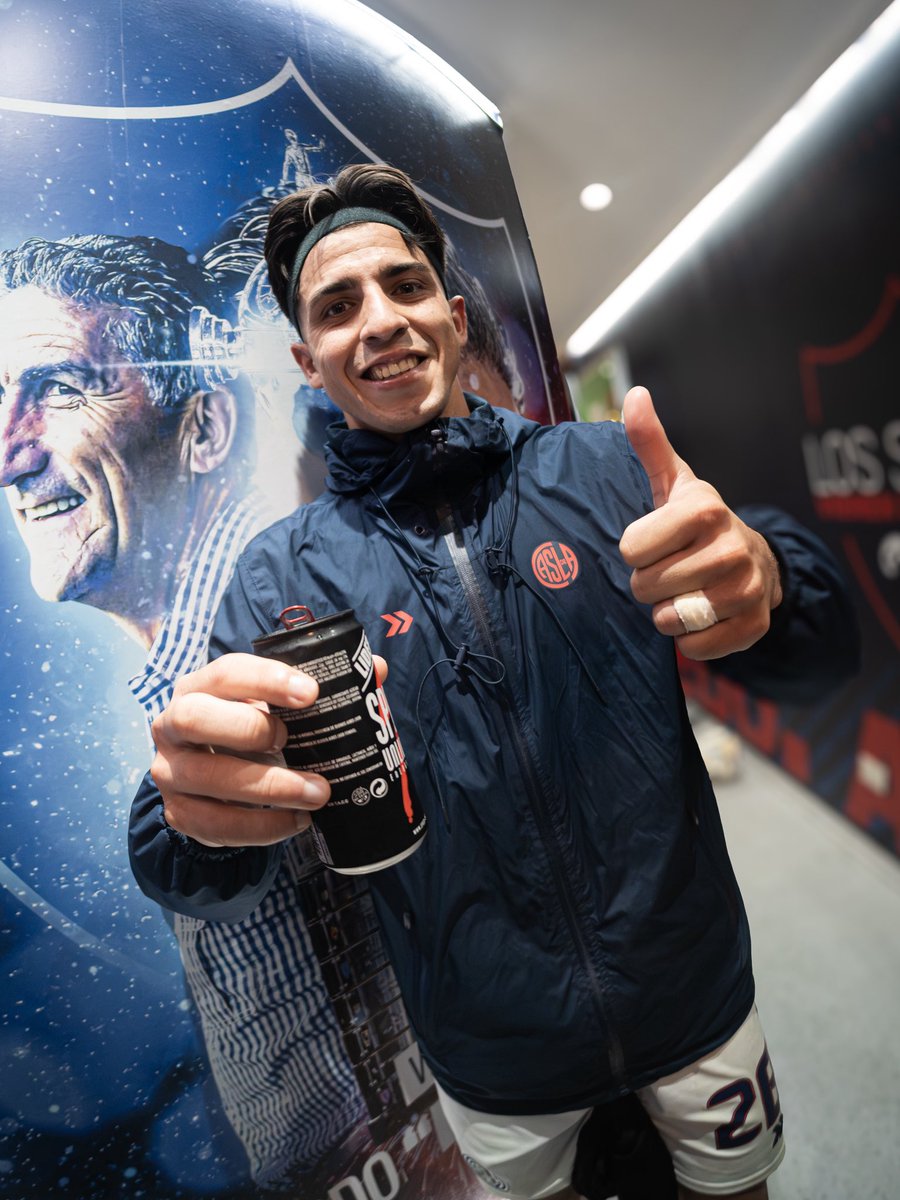 El goleador está feliz 😁